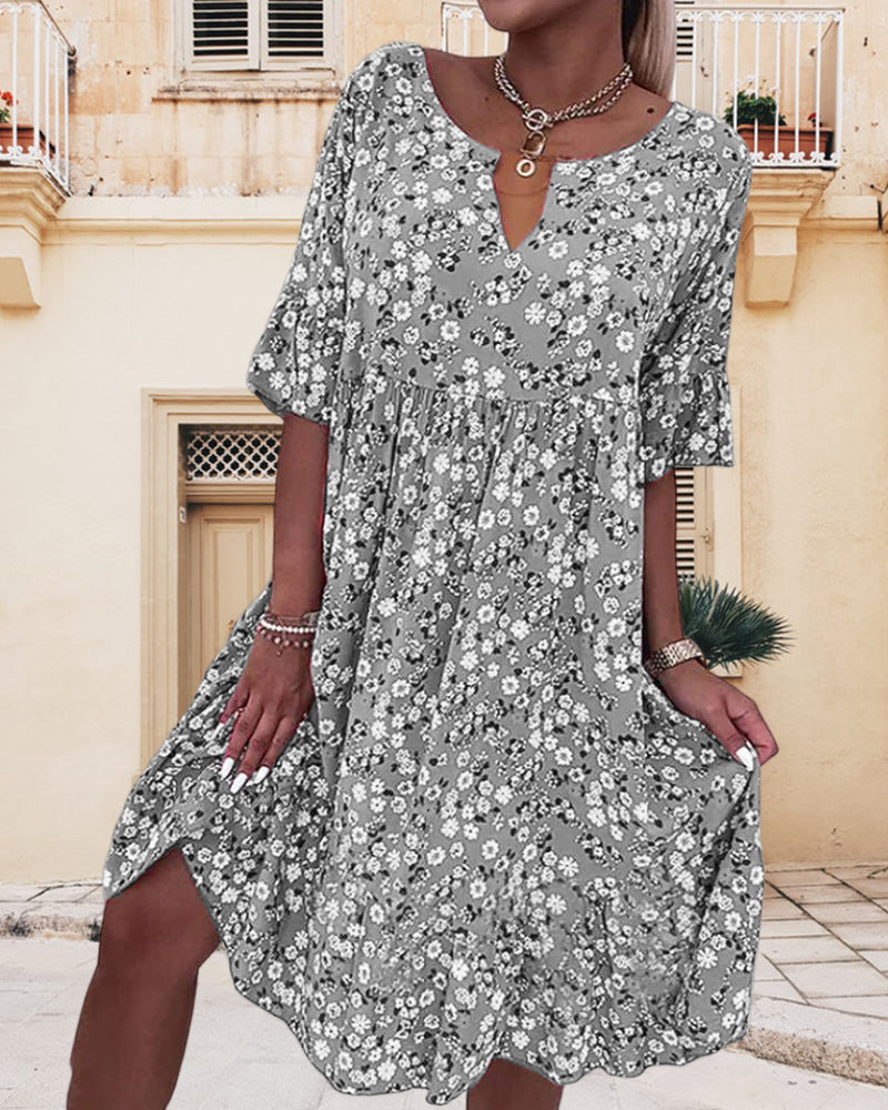 Lucy™ - Half-sleeve Dress in Floral Print