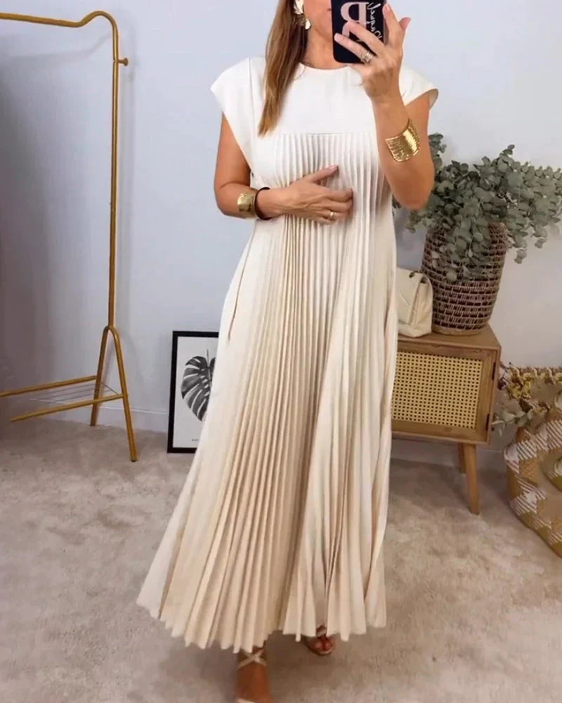 Sia - Sleeveless Pleated Dress