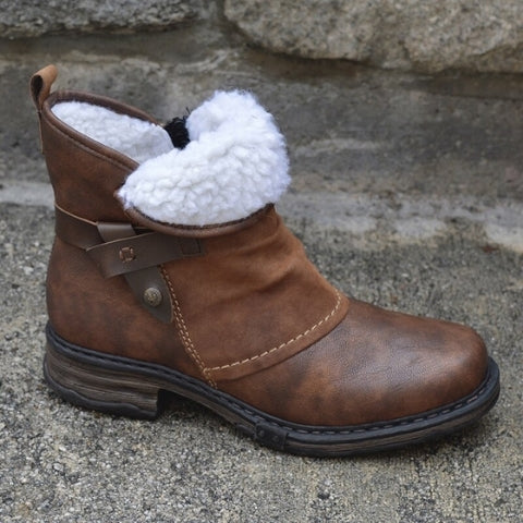 Kaia | Women's Outback Boots for Daily Comfort