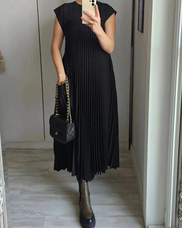 Margot™ - Pleated Pocket Maxi Dress